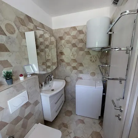 Madlen Appartement *