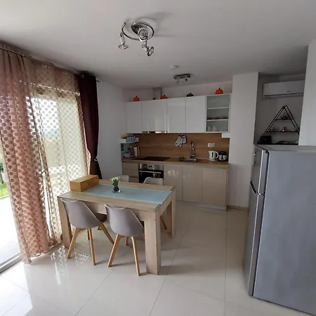Apartment Madlen *