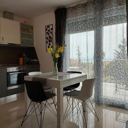 Apartment Madlen