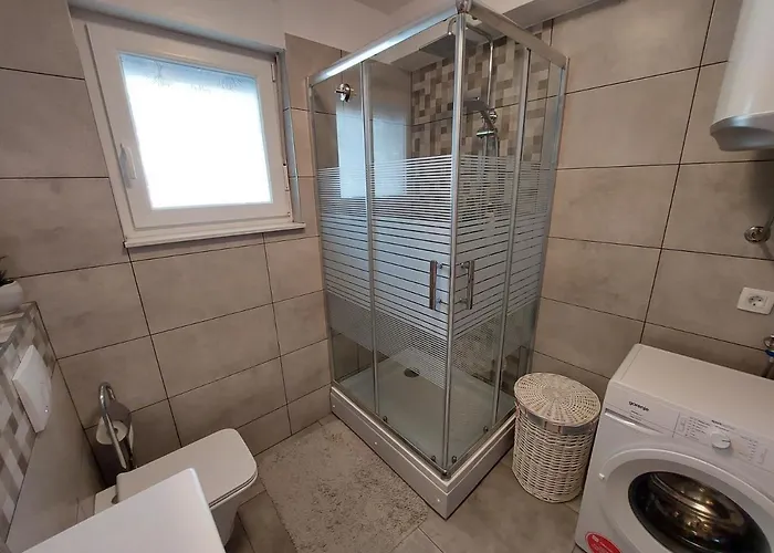 Madlen * オパティヤ