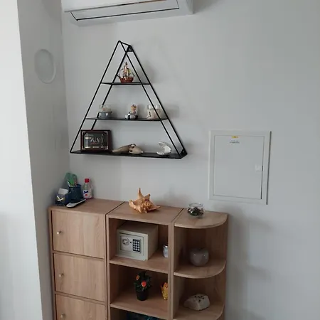 Madlen Apartament *