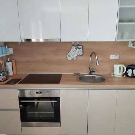 Madlen Apartament *