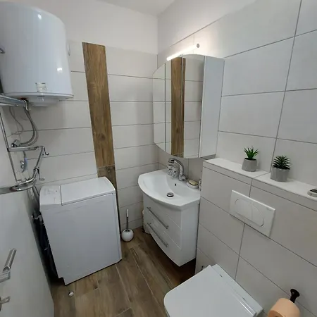 Madlen Apartament *
