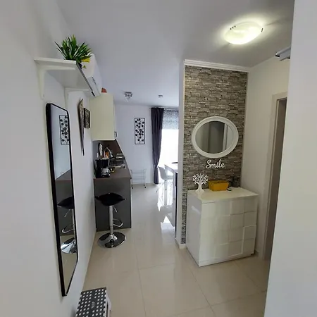 Apartament Madlen