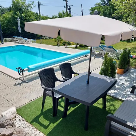 Apartman Madlen Icici
