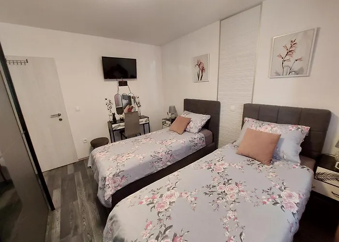 Madlen Lägenhet Opatija